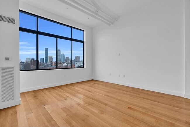 Building Photo - 70-72-72 Northampton St