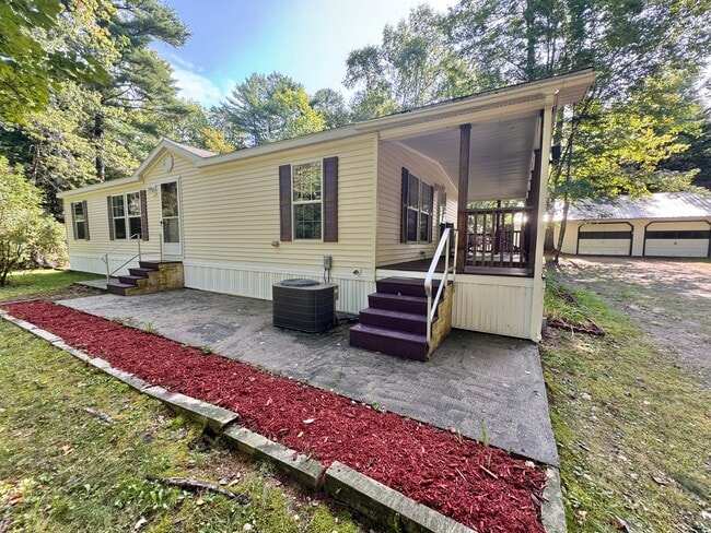 Building Photo - 130 Powers Drive Ln