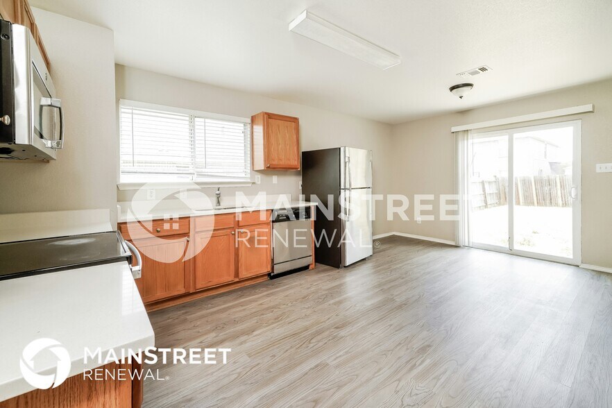 Building Photo - 8210 Steep Valley