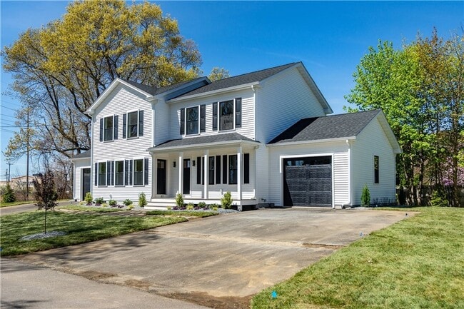 Building Photo - 81 Cadora Ave
