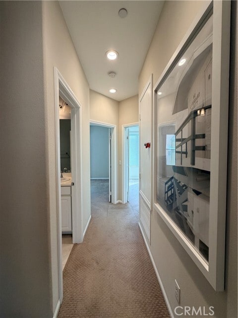 Building Photo - 422 W Rte 66