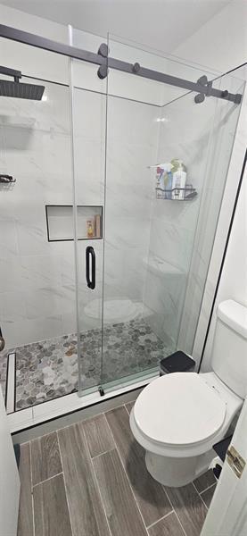 Building Photo - 2262 Discovery Cir W