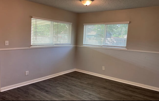 Building Photo - 13010 Creek Manor Ct