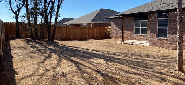 Building Photo - 12412 Bluford Ln