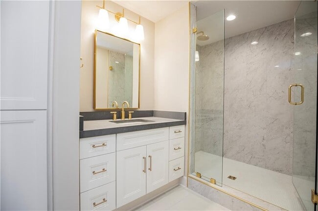 Building Photo - 4111 S Champions Dr