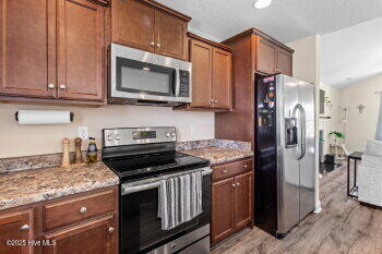 Building Photo - 318 Aquamarine Cir
