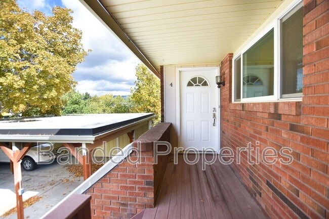 Building Photo - 5800 Main Point Blvd