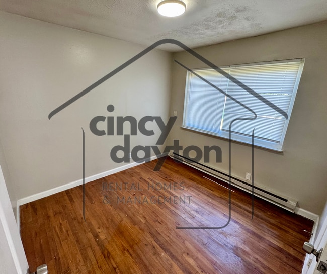 Building Photo - 6118 Stover Ave