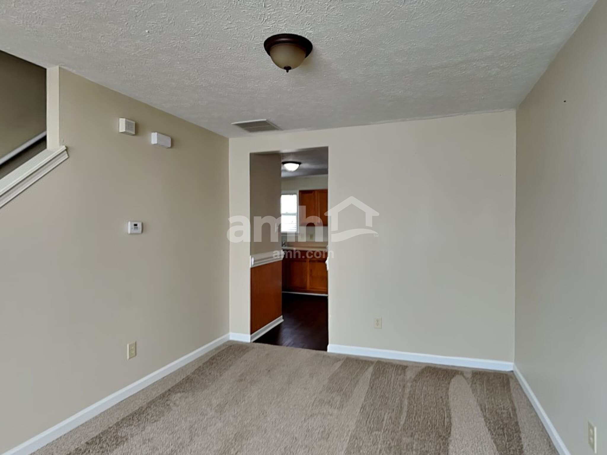 Building Photo - 926 Littleton Dr