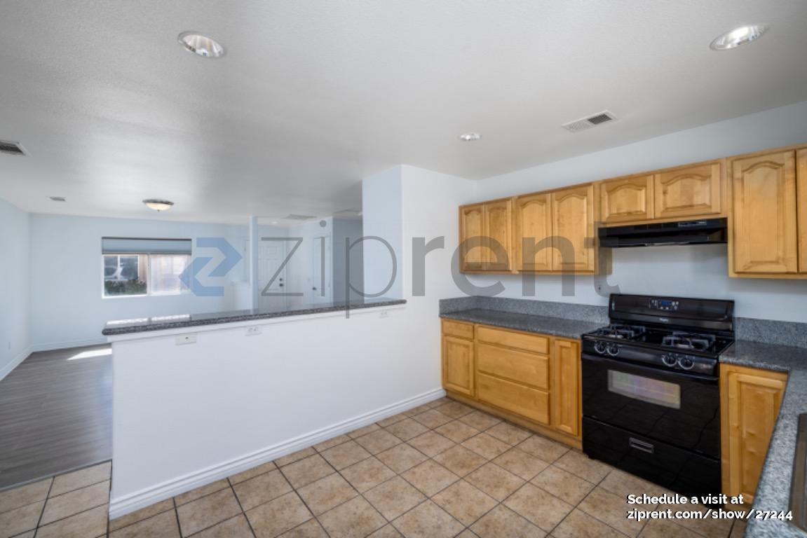 Building Photo - 16201 Viho Rd