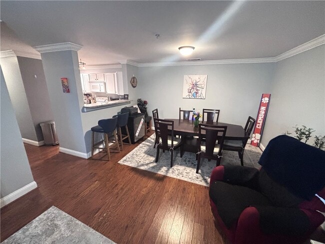 Building Photo - 833 Old Greenville Hwy