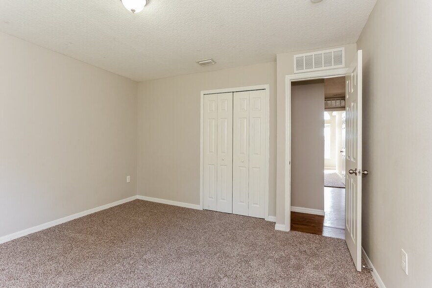 Building Photo - 3536 Alec Dr