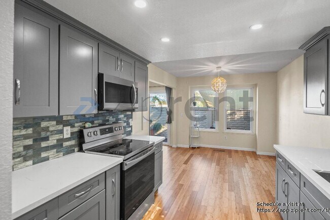 Building Photo - 7898 Gate Way