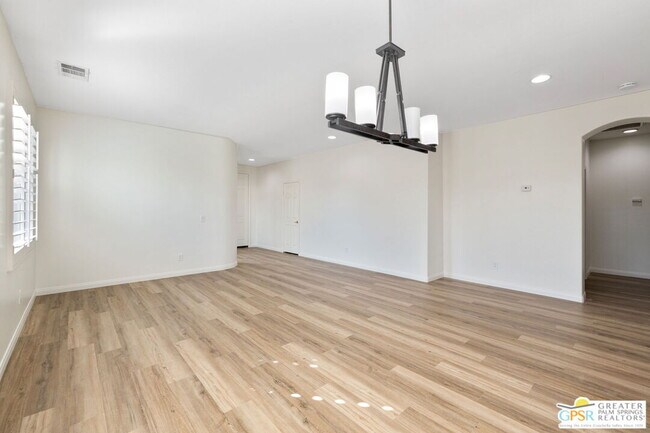 Building Photo - 82011 Deniro Ct