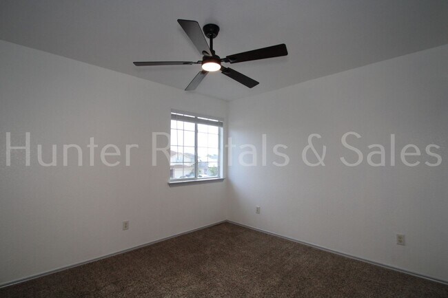 Building Photo - 4910 Donegal Bay Ct