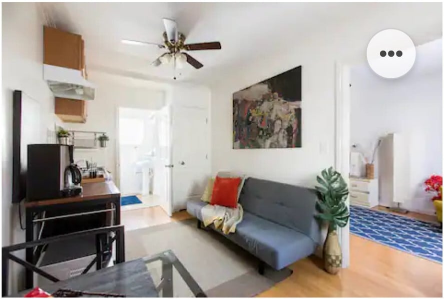 Wide view - 4630 Gainsborough Ave