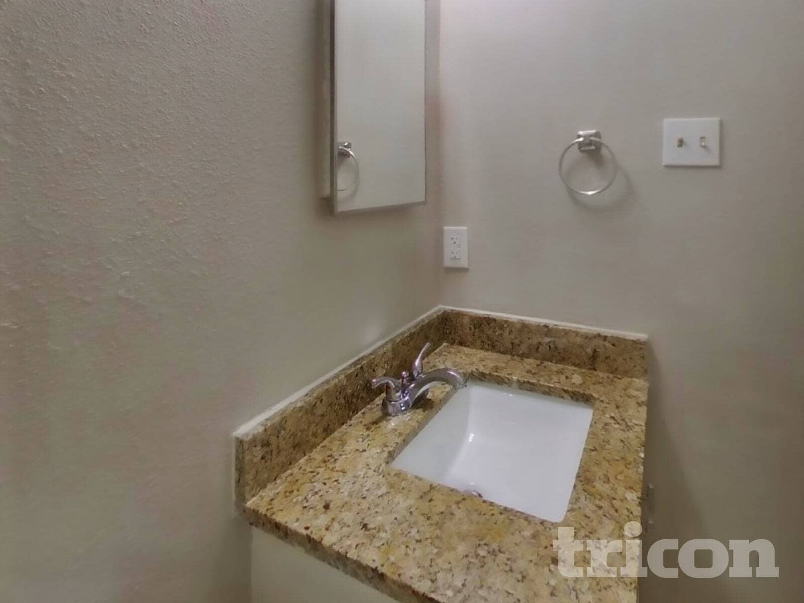 Building Photo - 2814 Coast Plain Dr