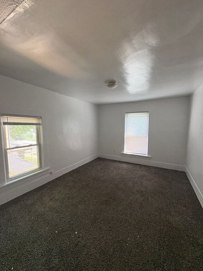 Building Photo - Emmet Street (Rolling Lakes Yacht Club LLC)