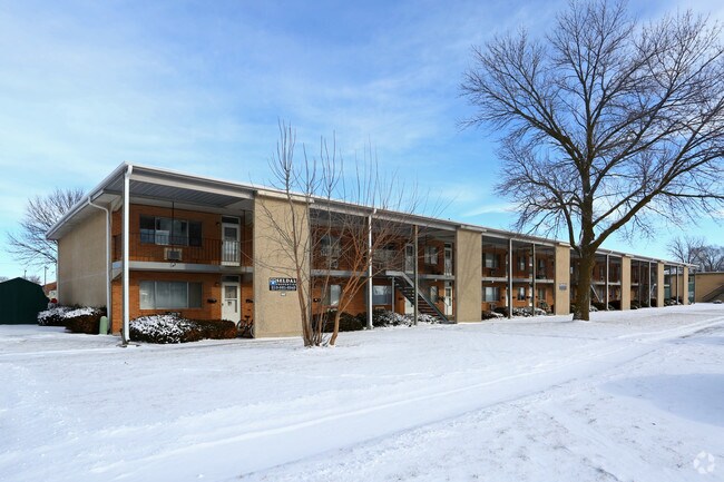 Building Photo - 107 7th Ave