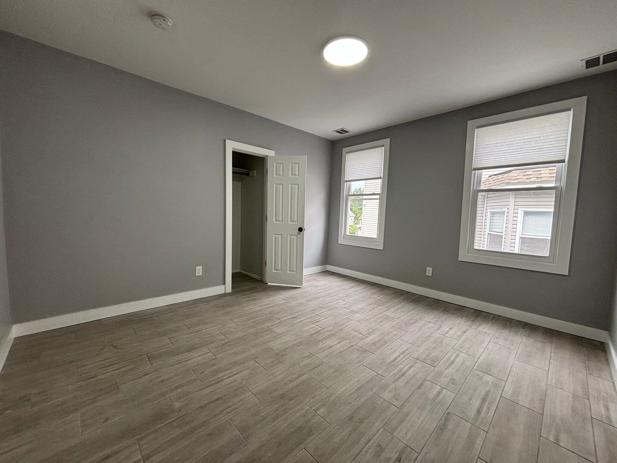 Building Photo - 148 Chilton St