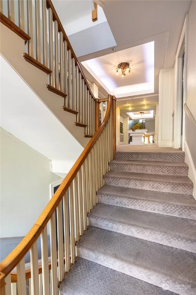 Building Photo - 321 Boylston Ave E