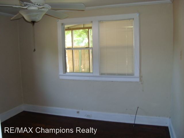 Building Photo - 2 br, 1 bath House - 954 54th Street