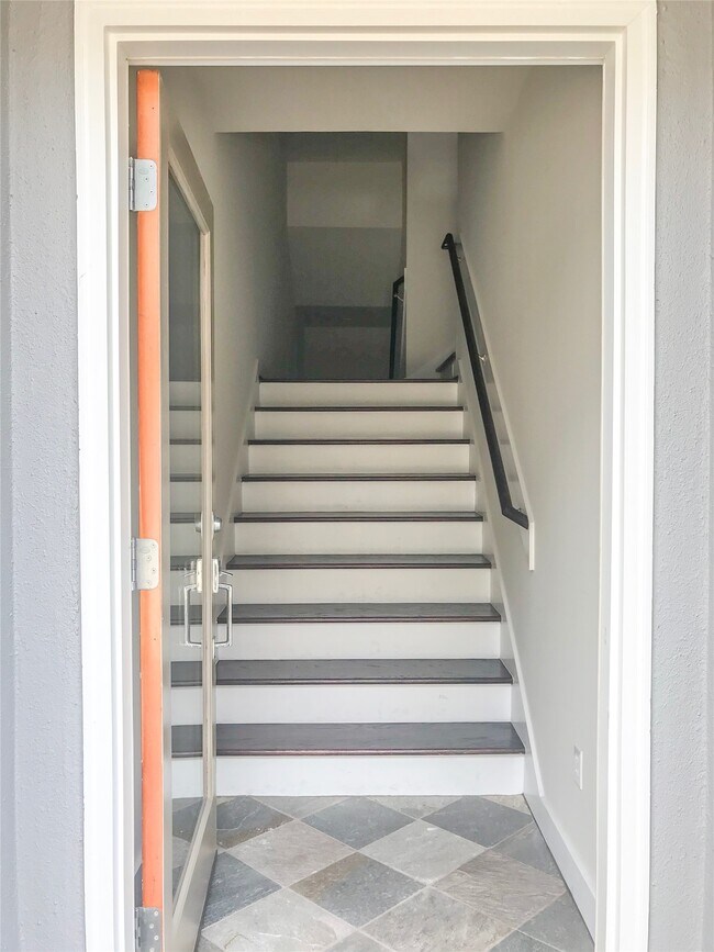 Building Photo - 1019 Bonner St