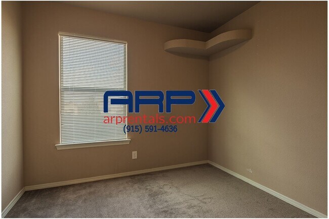 Building Photo - TWO-STORY EASTSIDE HOME