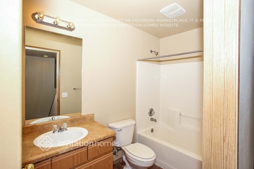 Building Photo - 18525 94th Ave E