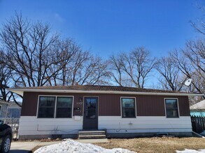 Building Photo - House Near NDSU!