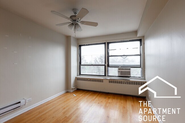 Building Photo - 4180 N Marine Dr
