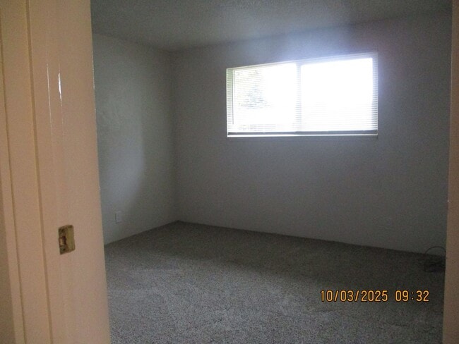 Building Photo - 821 VAL VISTA DR.,  MONTESANO, WA  98563