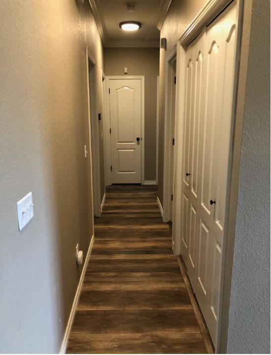 Building Photo - 200 E Granada St