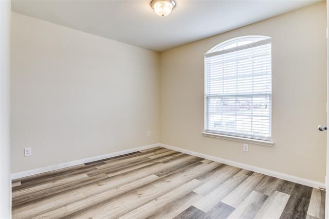 Building Photo - 1404 Shumard Dr