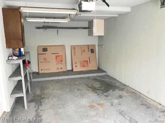 Building Photo - 37736 Charter Oaks Blvd