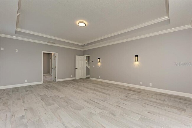 Building Photo - 1648 Bayshore Dr