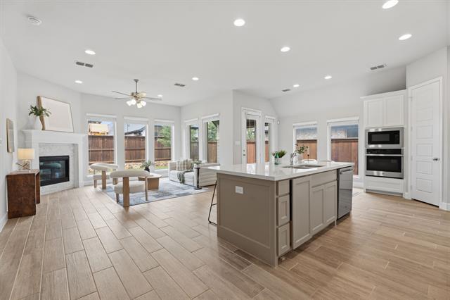 Building Photo - 1804 Swayback Ln