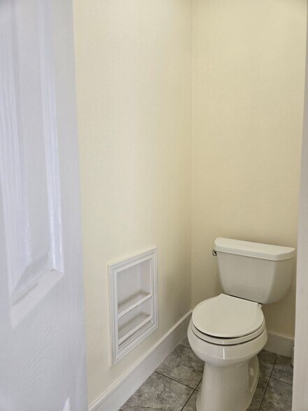 Building Photo - 5510 Cedaredge Ct