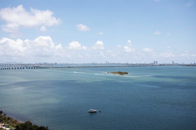 Building Photo - 1717 N Bayshore Dr