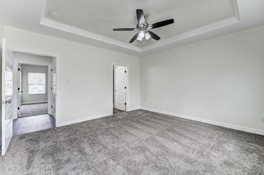 Building Photo - 410 N 4th St