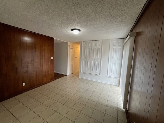 Building Photo - Nice 3 Bedroom 2 Bathroom House in Little Rock, Arkansas