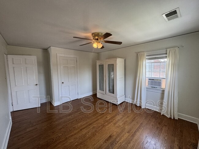 Building Photo - 310 Yeardley Ave