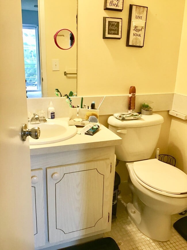 Building Photo - 84 Brighton B