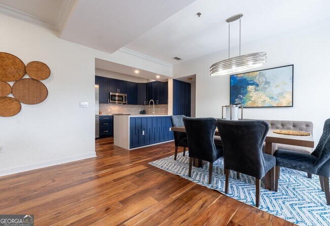 Building Photo - 2161 Peachtree Rd NE