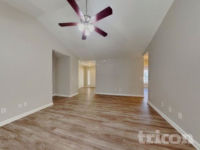 Building Photo - 3855 Range Crest Ct