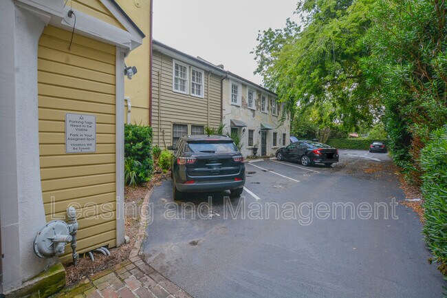 Building Photo - 53 Hasell St