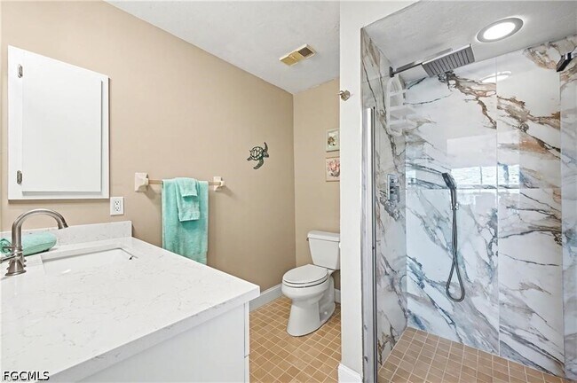 Building Photo - 11170 Caravel Cir