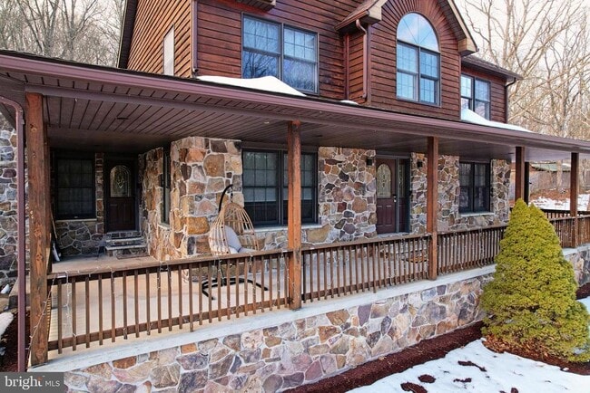 Building Photo - 761 Timberlake Dr