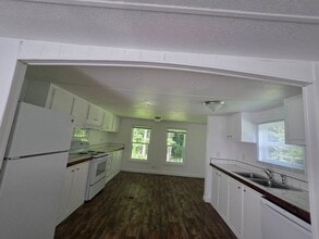 Building Photo - 3135 Calloway Dr