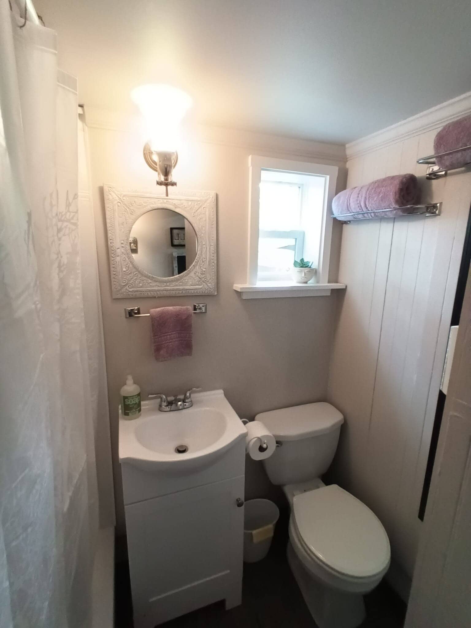 bathroom - 214 Page Hill Rd